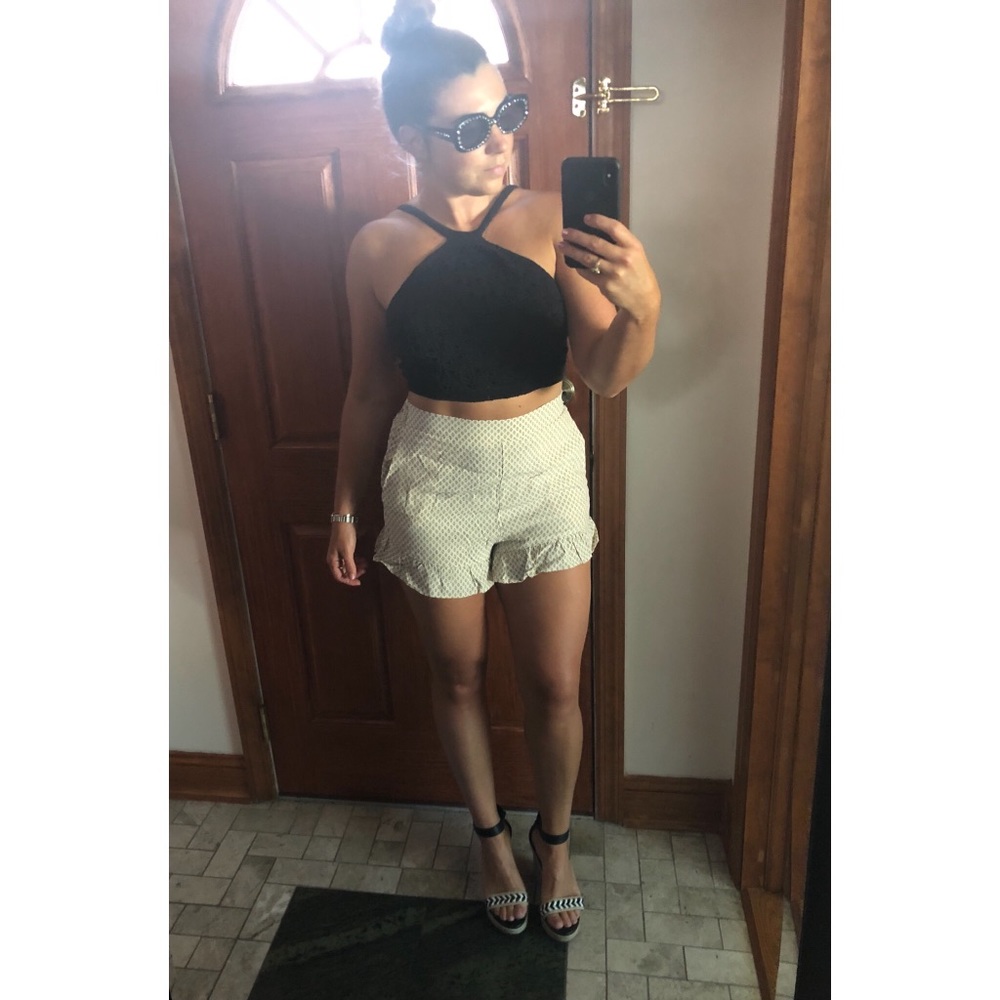H&M Ruffled Hem Shorts